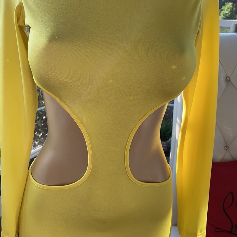 Club dress - Picture 2 of 4